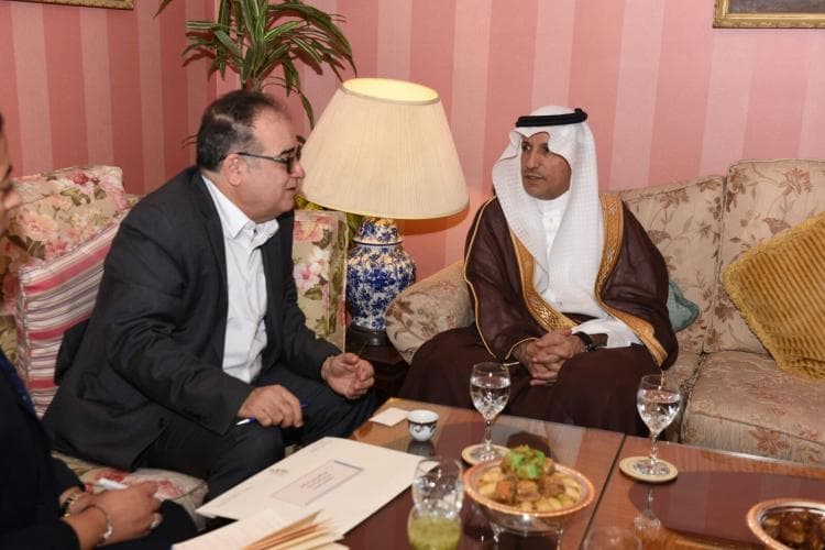 وزير العمل والتنمية الاجتماعية يلتقي وزير الشؤون الاجتماعية التونسي على هامش اجتماع "مجلس وزراء الشؤون الاجتماعية العرب" بالكويت