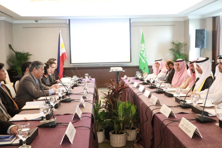اللجنة السعودية – الفلبينية المشتركة تبدأ أعمال دورتها الخامسة في مانيلا بالتأكيد على استمرار التعاون الثنائي ورعاية المصالح الاستراتيجية